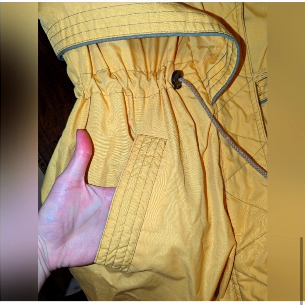 Vintage Far West Embroidered Yellow Fall/Winter Jacket
Funnel neck- -Sz M -EUC☀️ - Picture 12 of 16